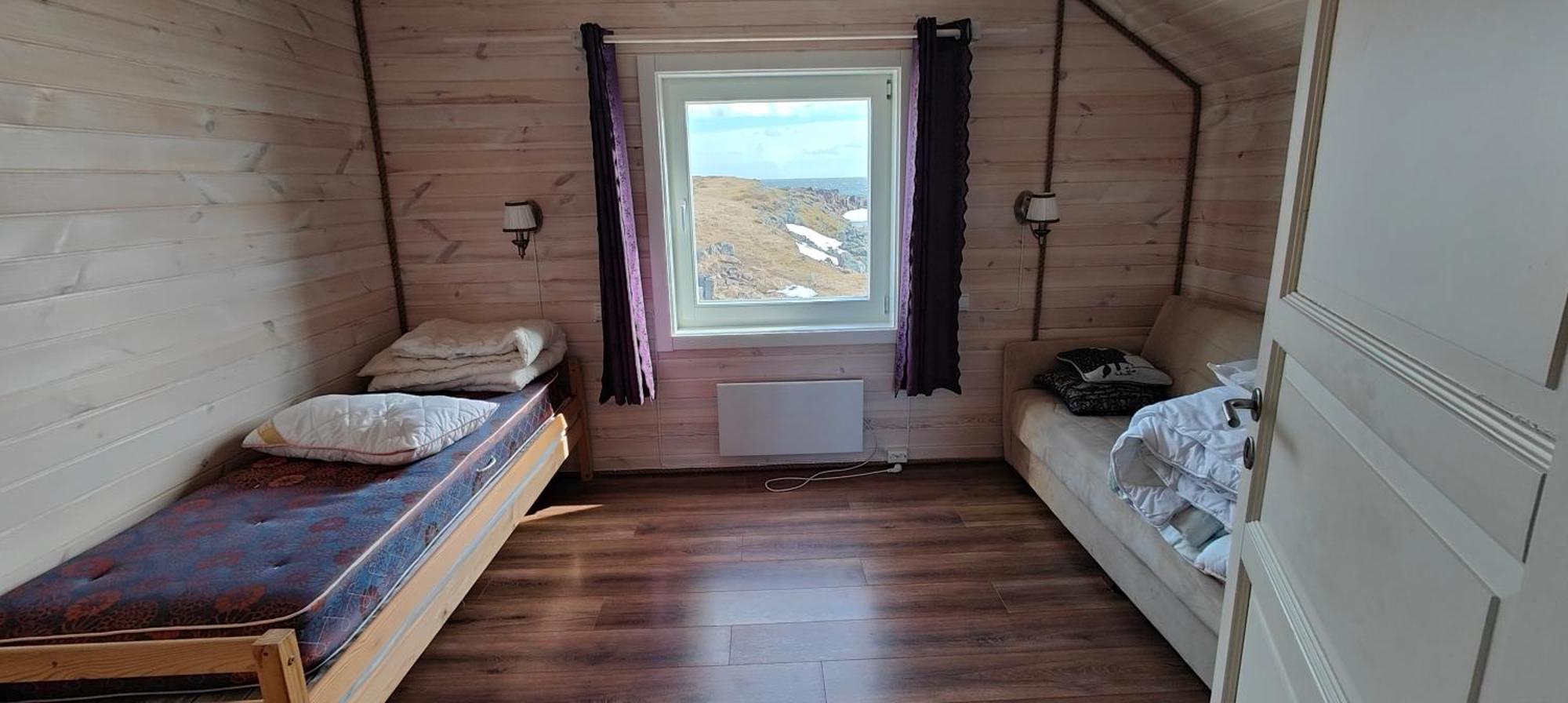 Apartment Barents Sea Window